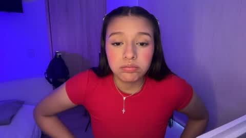 kimmi online show from August 7, 10:32 pm