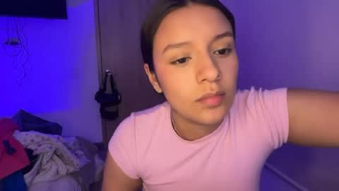 kimmi online show from August 13, 2:03 am