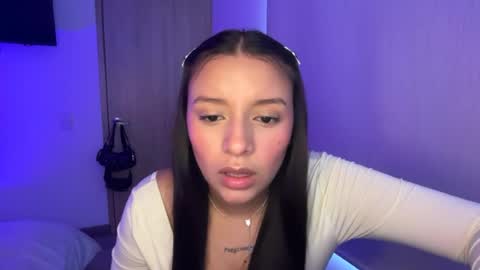 kimmi online show from August 14, 10:24 pm