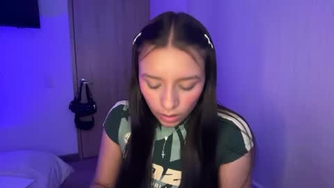 kimmi online show from August 14, 11:41 pm