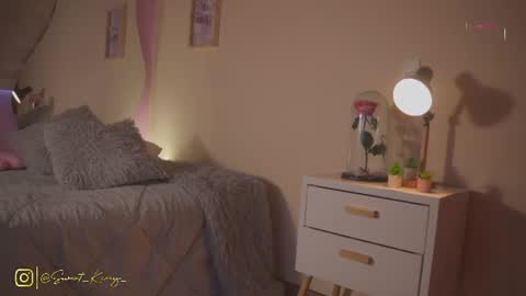 Kimmy online show from July 12, 8:59 pm