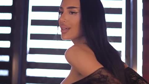 Kim online show from August 3, 4:36 pm