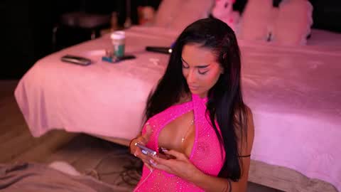 Kim online show from August 14, 6:22 pm