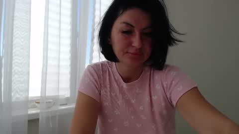 Kimmi online show from August 14, 5:11 am
