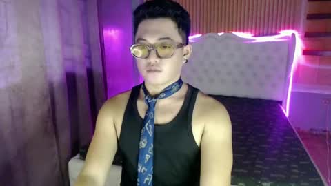 kim fucker69 online show from July 3, 6:59 am