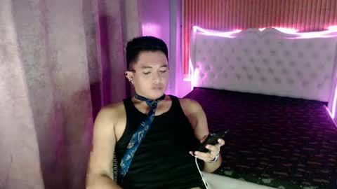 kim fucker69 online show from July 3, 12:18 pm