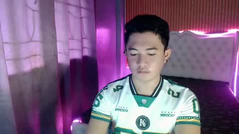 kim fucker69 online show from July 6, 5:21 am
