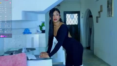 Kimberly  online show from August 12, 8:33 pm