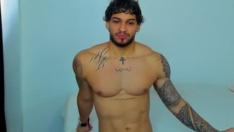 king_of_kings__ online show from April 29, 1:46 pm