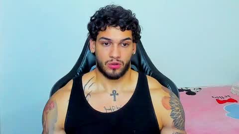 king_of_kings__ online show from May 4, 1:11 am