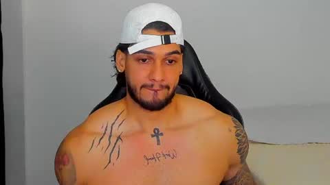 king_of_kings__ online show from July 29, 1:12 am