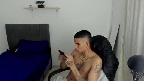 king_warlord online show from August 1, 1:55 am