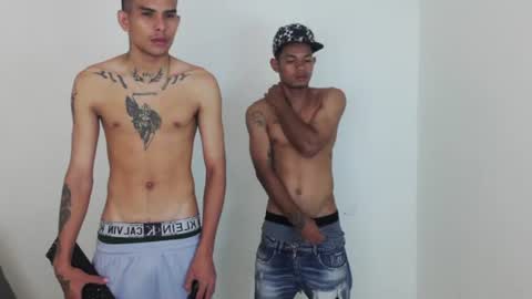 king_warlord online show from August 5, 5:05 am