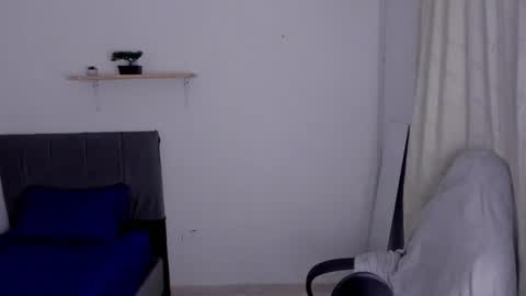 king_warlord online show from August 6, 3:05 am
