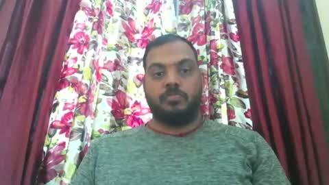 kingalpines1 online show from April 4, 1:53 am