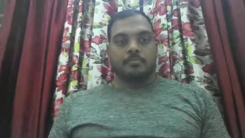 kingalpines1 online show from April 4, 5:53 pm
