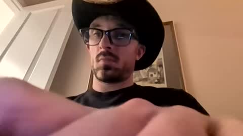 kingdaddysayless online show from June 17, 6:18 pm