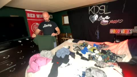 kingdaddysayless online show from June 29, 5:11 am