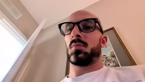 kingdaddysayless online show from June 29, 8:00 pm