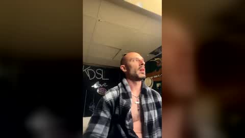 kingdaddysayless online show from July 8, 12:36 am