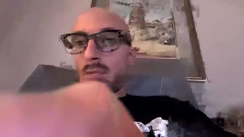 kingdaddysayless online show from August 10, 7:26 pm