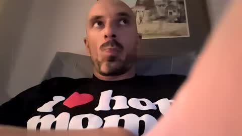 kingdaddysayless online show from August 10, 9:38 pm