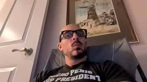 kingdaddysayless online show from August 12, 9:28 pm