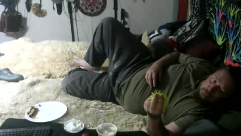 Jerry online show from April 17, 1:56 am