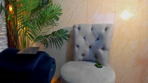 elik online show from August 10, 8:21 pm