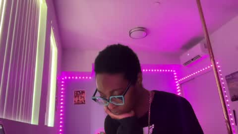 King Parris Jae online show from August 12, 8:33 pm