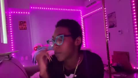 King Parris Jae online show from August 12, 11:51 pm