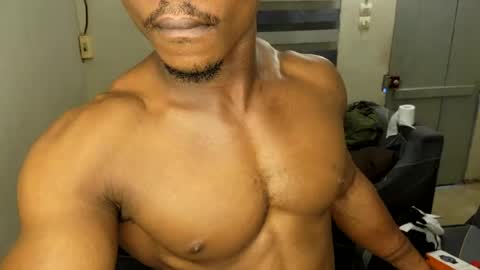 kingroy9 online show from July 26, 10:20 am