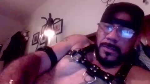 kinkcave123631952 online show from May 12, 10:37 am