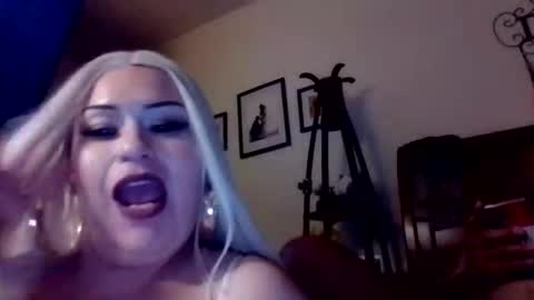 kinkcave123631952 online show from May 30, 3:20 am