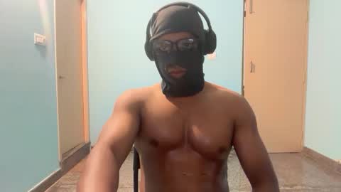 kinkslayher online show from August 13, 9:56 am