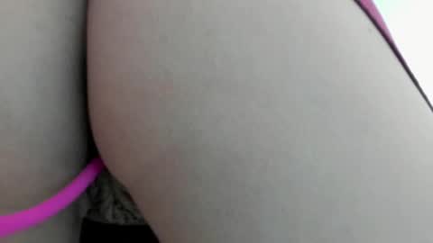 kinky yeyns online show from August 2, 7:37 am