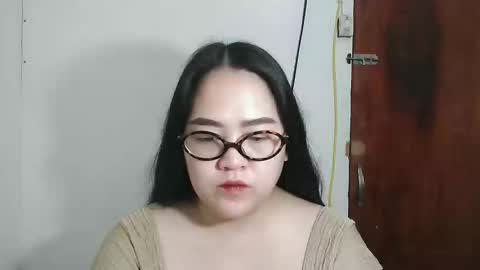 KAREN online show from March 16, 7:18 pm