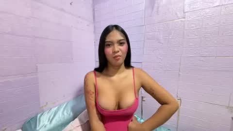 kinnalicous online show from August 10, 4:41 pm