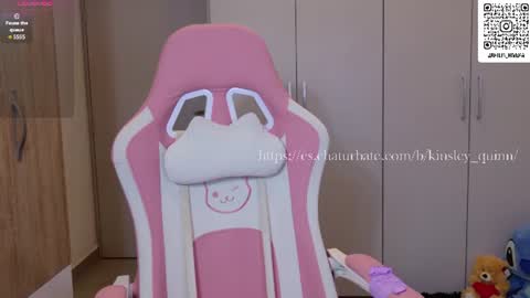 5 short videos of my body parts for 200 tks online show from August 14, 12:36 am