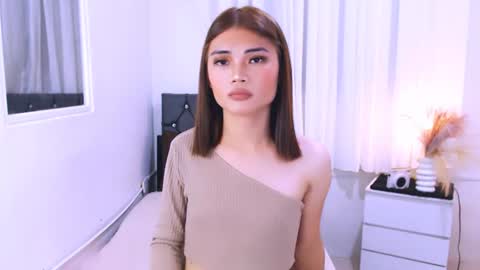 kiora_greyson online show from August 6, 6:29 pm