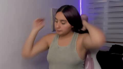 kir_ely online show from August 7, 7:14 pm