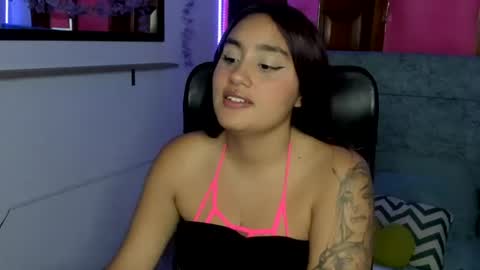 kir_ely online show from August 15, 1:26 pm