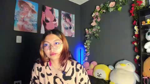 Kira   online show from August 15, 11:47 am