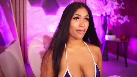kira krush online show from August 8, 8:25 am