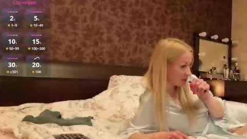 kira_saning online show from February 22, 11:09 am