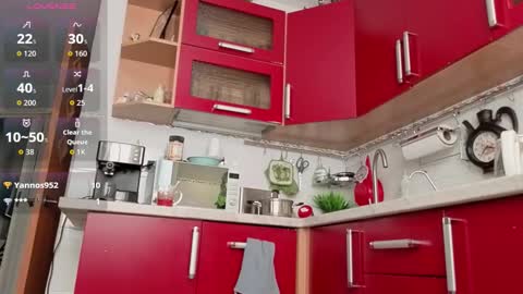 kira_saning online show from February 25, 8:34 am