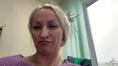 kira_saning online show from August 18, 5:35 am