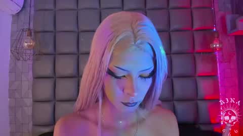 Kira  online show from August 11, 5:31 am