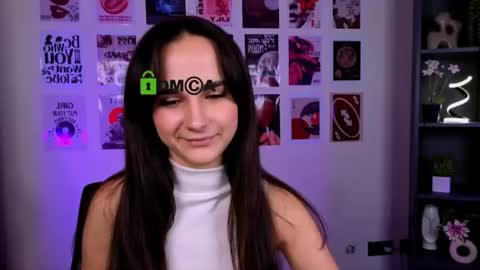 kira online show from August 11, 10:45 pm