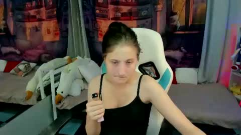 KiraParker online show from August 2, 12:45 pm
